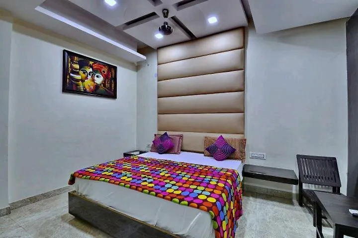 Hotel Samrat Gurgaon